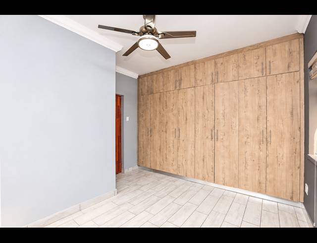 2 BEDROOM APARTMENT FOR SALE IN MORNINGSIDE